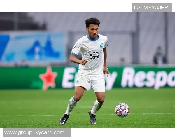 巴萨冬窗计划引进左脚中卫加维伤缺助力薪资空间调整 巴萨冬窗计划引进左脚中卫加维伤缺助力薪资空间调整