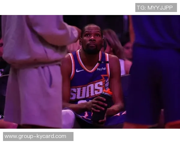 火箭半场落后独行侠杜兰特遭遇犯规困扰申京开局受伤浓眉表现出色