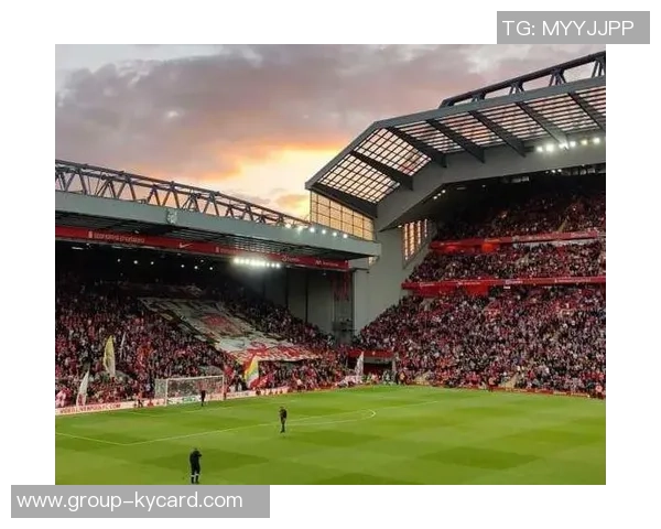 利物浦与可口可乐续约并加大对女足的支持力度 利物浦与可口可乐续约并加大对女足的支持力度